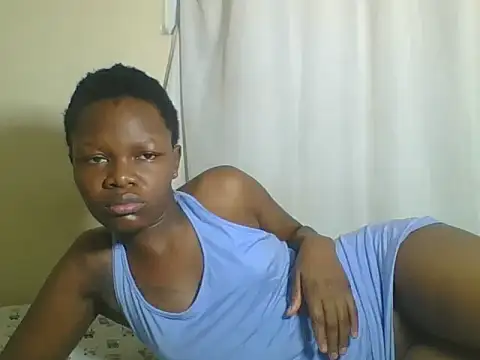 Sweetgal2025 online show from 06-28-26, 04:08