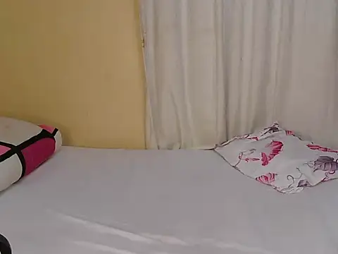 Snapshot of Ebonybunnny chatting on 07-11-26, 08:31 Ebonybunnny online show from 07-11-26, 08:31