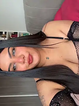 Snapshot of CharlotteFoxx3 chatting on 05-16-26, 07:13 CharlotteFoxx3 online show from 05-16-26, 07:13
