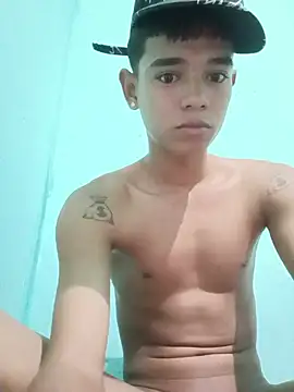 Snapshot of cute_boy_angelx18 chatting on 07-15-26, 01:01 cute boy angelx18 online show from 07-15-26, 01:01