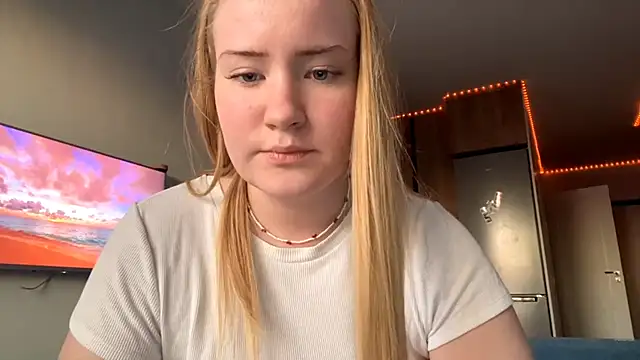 Snapshot of Lisi_Kiss_ chatting on 05-24-26, 06:08 Lisi Kiss online show from 05-24-26, 06:08