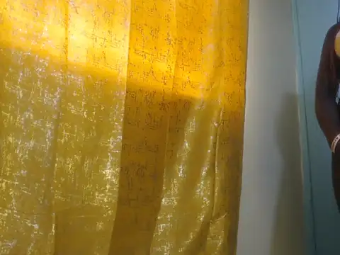 Sexxy-skinny online show from 07-21-26, 11:00