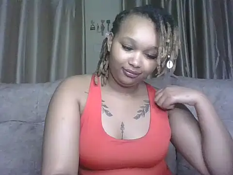Snapshot of Candy_Tracy chatting on 08-01-26, 11:58 Candy Tracy online show from 08-01-26, 11:58