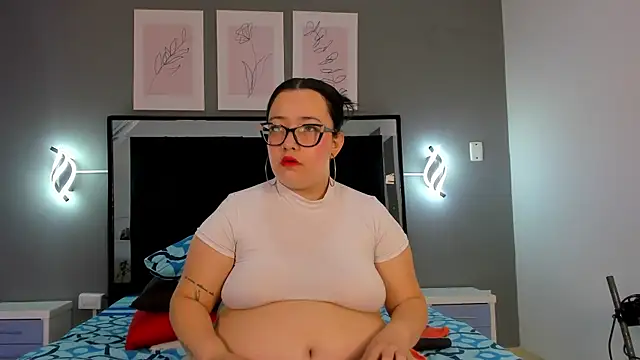 zoe curvyy online show from 07-01-26, 12:16