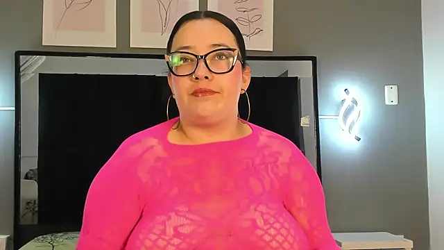 zoe curvyy online show from 07-06-26, 12:01
