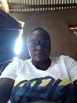 Snapshot of Judith123 chatting on 06-17-26, 06:46 Judith123 online show from 06-17-26, 06:46