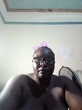 Snapshot of Judith123 chatting on 06-10-26, 07:04 Judith123 online show from 06-10-26, 07:04