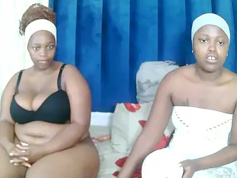 NaturalCurves7 online show from 05-25-26, 08:40