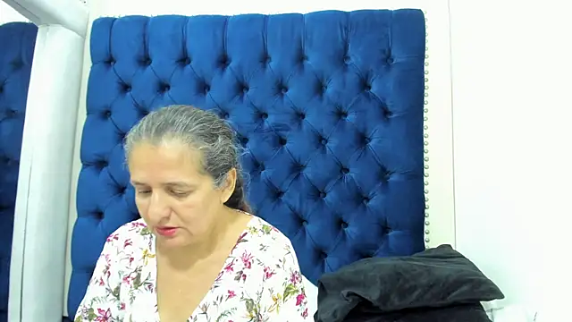 Snapshot of AlondraSosa chatting on 06-30-26, 12:27 AlondraSosa online show from 06-30-26, 12:27