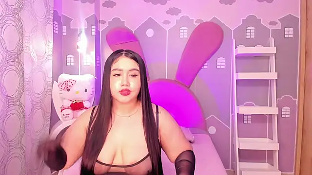 Snapshot of lizzy_sweet4u chatting on 06-17-26, 03:06 lizzy sweet4u online show from 06-17-26, 03:06