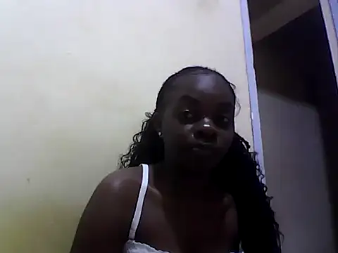 Snapshot of Candybbe19 chatting on 05-15-26, 08:07 Candybbe19 online show from 05-15-26, 08:07