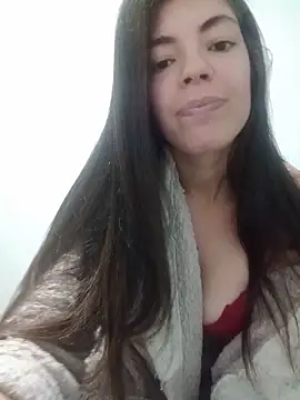Snapshot of Amdymm chatting on 05-18-26, 04:01 Amdymm online show from 05-18-26, 04:01