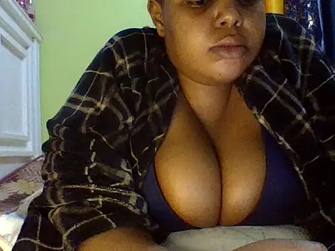 sexychubby22 online show from 05-28-26, 11:32