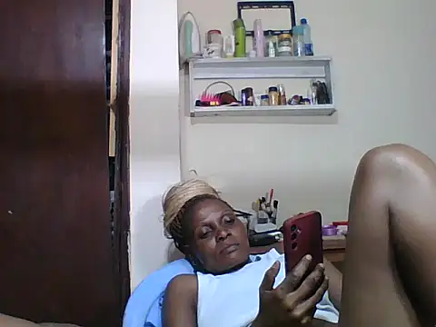 Ebonyqueen4 online show from 06-01-26, 07:13