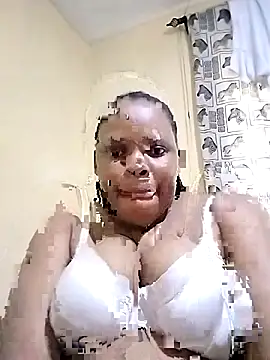 Snapshot of Azizzah chatting on 05-17-26, 02:50 Azizzah online show from 05-17-26, 02:50