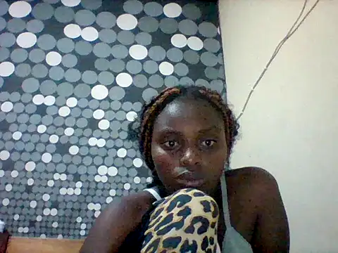liligal online show from 06-16-26, 07:58