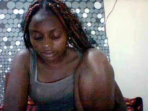 liligal online show from 06-12-26, 07:33