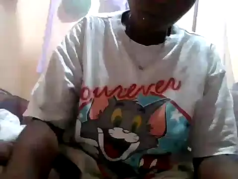 Snapshot of Hornysmoker20 chatting on 06-05-26, 05:12 Hornysmoker20 online show from 06-05-26, 05:12