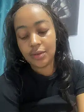 petite lexiiivv online show from 07-14-26, 11:16