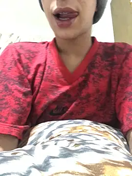 nour-gay online show from 05-26-26, 02:31