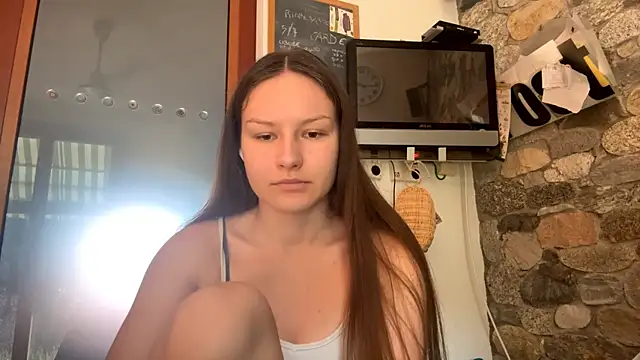 Snapshot of ShaylaChong chatting on 07-15-26, 07:04 ShaylaChong online show from 07-15-26, 07:04