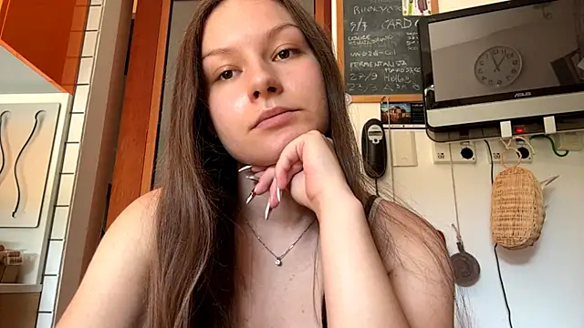 Snapshot of ShaylaChong chatting on 07-10-26, 08:58 ShaylaChong online show from 07-10-26, 08:58