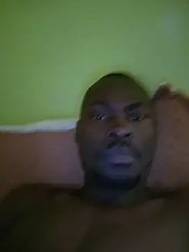 Snapshot of bdick2ke chatting on 05-24-26, 02:28 bdick2ke online show from 05-24-26, 02:28