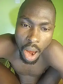 Snapshot of bdick2ke chatting on 06-27-26, 01:17 bdick2ke online show from 06-27-26, 01:17