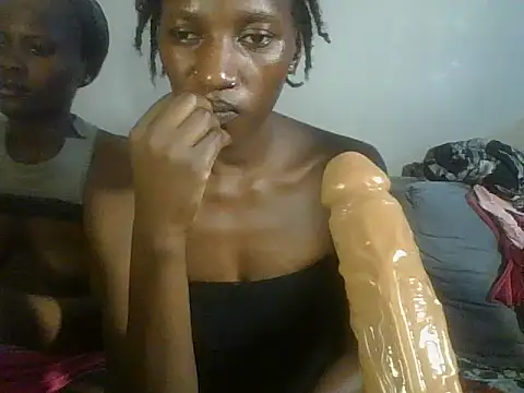 SleekCandy petites online show from 05-25-26, 06:17