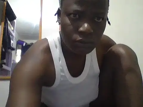 Snapshot of yourdreamgirlT chatting on 07-01-26, 04:35 yourdreamgirlT online show from 07-01-26, 04:35