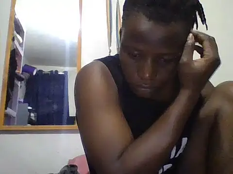 Snapshot of yourdreamgirlT chatting on 06-21-26, 01:44 yourdreamgirlT online show from 06-21-26, 01:44