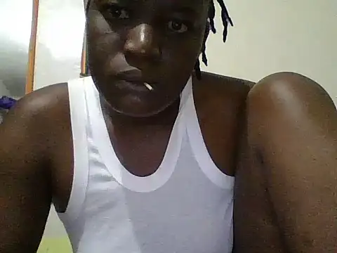 Snapshot of yourdreamgirlT chatting on 06-25-26, 03:26 yourdreamgirlT online show from 06-25-26, 03:26