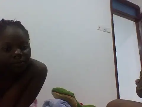 Snapshot of sexybaddies20 chatting on 06-11-26, 10:07 sexybaddies20 online show from 06-11-26, 10:07