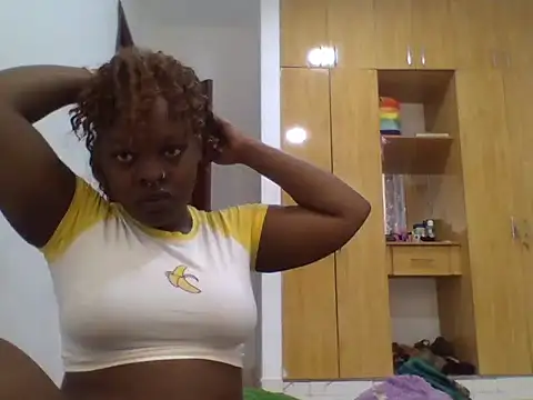 Snapshot of sexybaddies20 chatting on 07-15-26, 04:08 sexybaddies20 online show from 07-15-26, 04:08