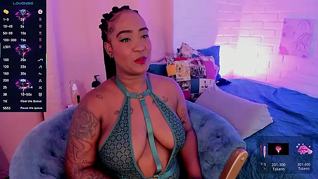 Snapshot of alison_daniels_ chatting on 01-18-26, 08:01 alison daniels online show from 01-18-26, 08:01