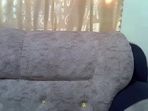Eebony1 online show from 06-17-26, 08:03