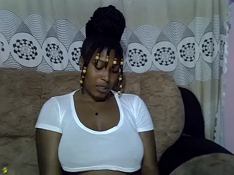 Snapshot of Eebony1 chatting on 05-25-26, 12:15 Eebony1 online show from 05-25-26, 12:15