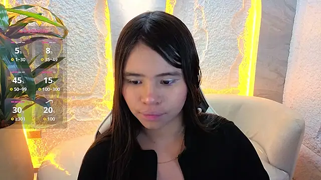Snapshot of roxan1_tp chatting on 07-04-26, 12:43 roxan1 tp online show from 07-04-26, 12:43