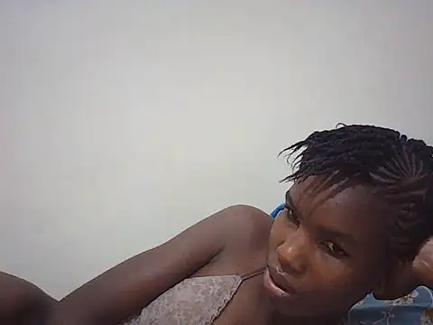 Snapshot of Bootylovet chatting on 05-28-26, 02:08 Bootylovet online show from 05-28-26, 02:08
