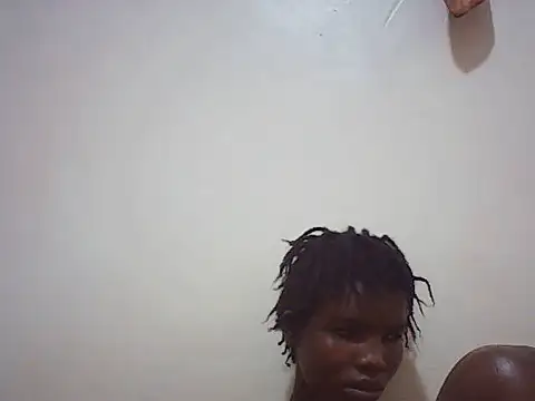 Snapshot of Bootylovet chatting on 05-18-26, 10:31 Bootylovet online show from 05-18-26, 10:31