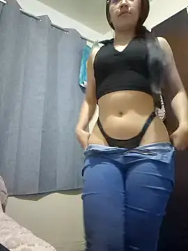 Snapshot of victoria_722 chatting on 05-23-26, 12:20 victoria 722 online show from 05-23-26, 12:20
