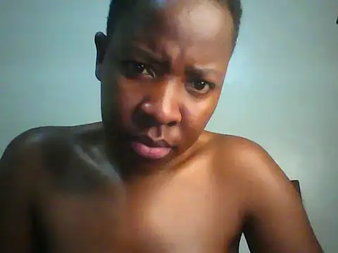 Snapshot of Outbackdol chatting on 05-17-26, 02:33 Outbackdol online show from 05-17-26, 02:33