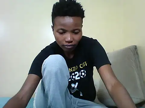 Snapshot of Bambybeauty2 chatting on 06-02-26, 05:18 Bambybeauty2 online show from 06-02-26, 05:18