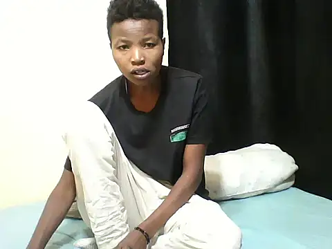 Snapshot of Bambybeauty2 chatting on 06-21-26, 05:57 Bambybeauty2 online show from 06-21-26, 05:57