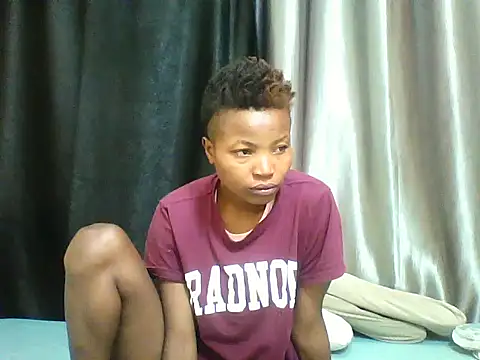 Snapshot of Bambybeauty2 chatting on 07-13-26, 05:07 Bambybeauty2 online show from 07-13-26, 05:07