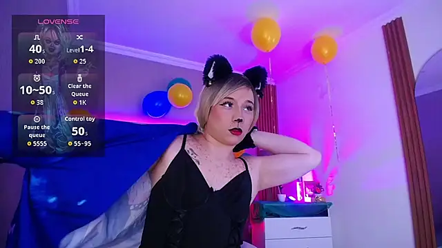 Tiffany Valentiine online show from 06-26-26, 10:37