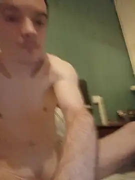Snapshot of thomsnapchaud chatting on 05-28-26, 04:42 thomsnapchaud online show from 05-28-26, 04:42