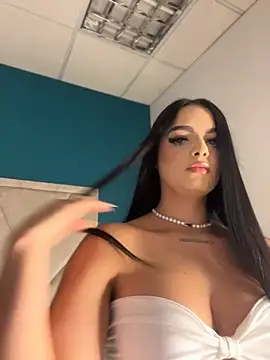 Snapshot of BustyAngelXXX chatting on 06-19-26, 01:17 BustyAngelXXX online show from 06-19-26, 01:17