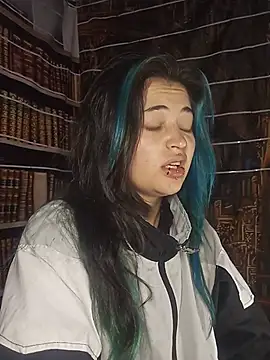 MilkyNeko  online show from 05-25-26, 10:25