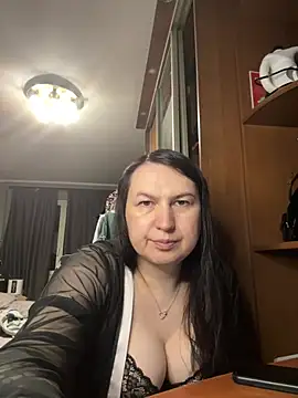 Snapshot of EvaBeautyXxX chatting on 05-26-26, 10:19 EvaBeautyXxX online show from 05-26-26, 10:19